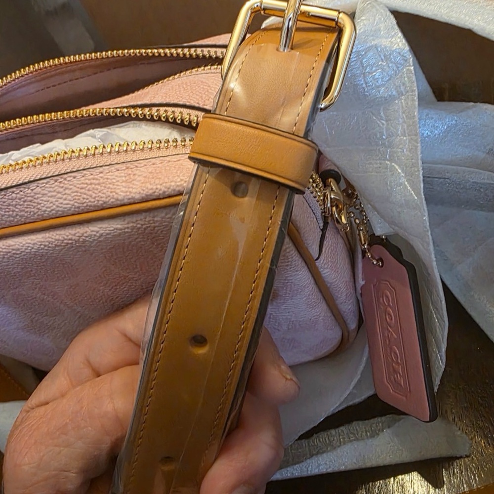Coach Light Pink and Tan Crossbody Bag - Picture 5 of 9